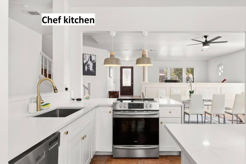 5 Bedrooms w/ Hot Tub, Chefs Kitchen, Game Lounge San Antonio Exterior foto