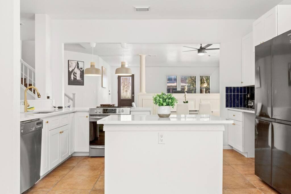 5 Bedrooms w/ Hot Tub, Chefs Kitchen, Game Lounge San Antonio Exterior foto