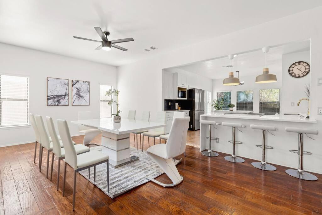 5 Bedrooms w/ Hot Tub, Chefs Kitchen, Game Lounge San Antonio Exterior foto