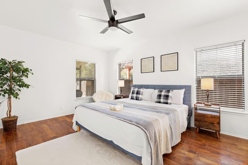 5 Bedrooms w/ Hot Tub, Chefs Kitchen, Game Lounge San Antonio Exterior foto