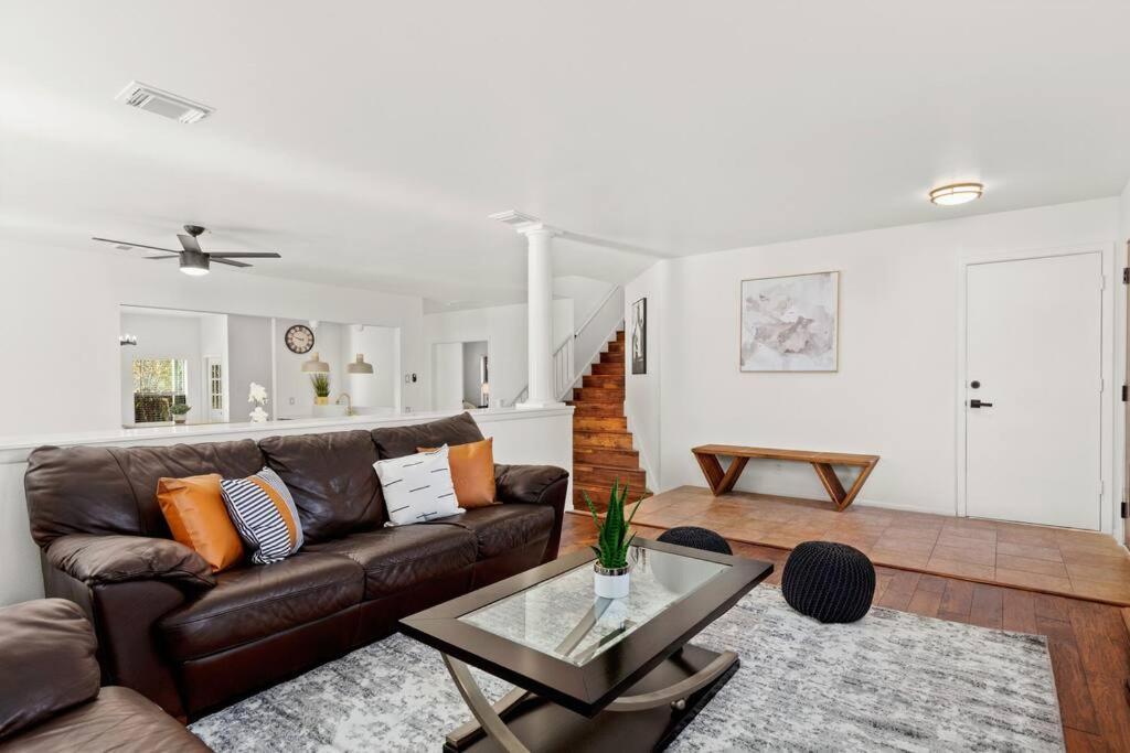 5 Bedrooms w/ Hot Tub, Chefs Kitchen, Game Lounge San Antonio Exterior foto
